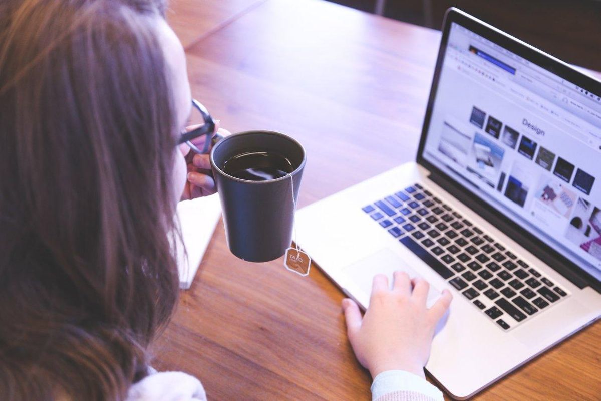 Antes de digitalizar tu empresa debes tener en cuenta estos aspectos jurídicos. Antes de digitalizar tu empresa debes tener en cuenta estos aspectos jurídicos.