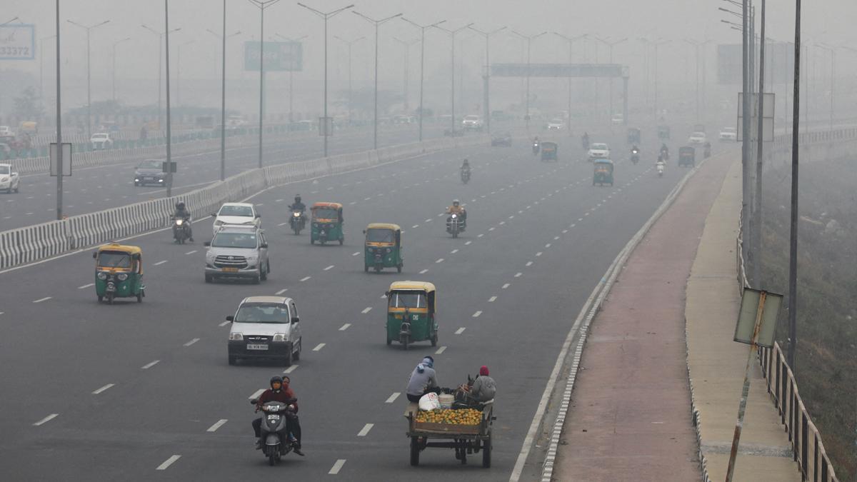 Una peligrosa niebla tóxica envuelve la capital de la India
