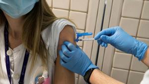 El ministro alemán alerta de que la escasez de vacunas durará al menos 10 semanas