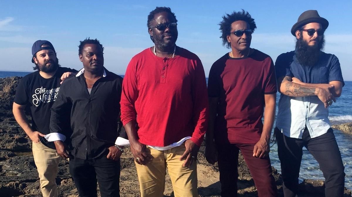 Una imagen promocional de The Original Wailers, con Al Anderson segundo por la derecha Una imagen promocional de The Original Wailers, con Al Anderson segundo por la derecha