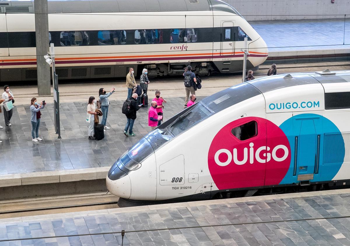 La compañía Ouigo inaugura su segunda línea de alta velocidad entre Madrid y Valencia