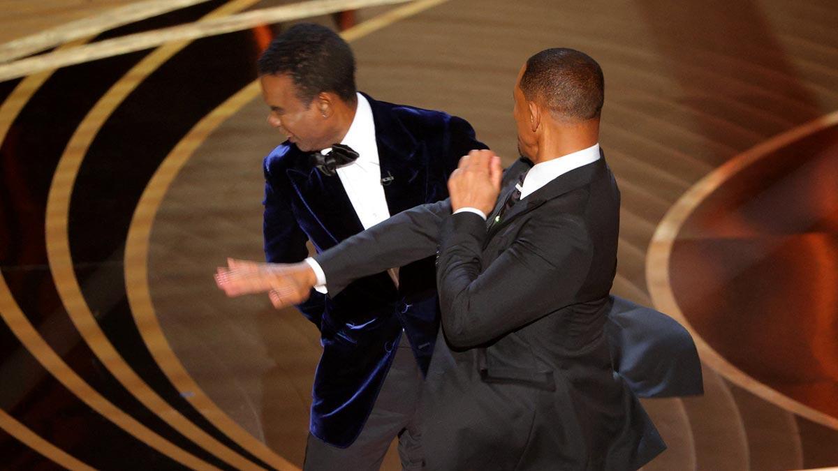 Will Smith golpea a Chris Rock, en la gala de los Oscar.