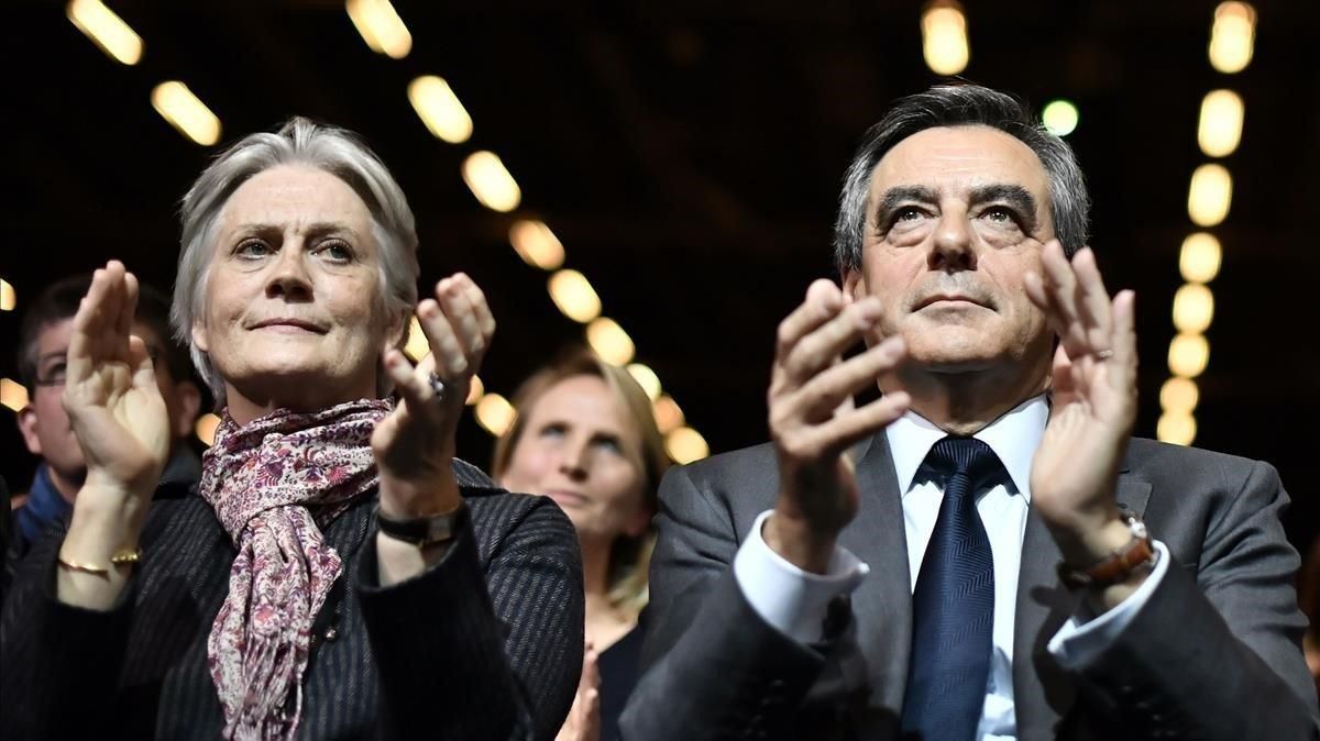 Penelope y François Fillon, en una imagen de archivo. Penelope y François Fillon, en una imagen de archivo.