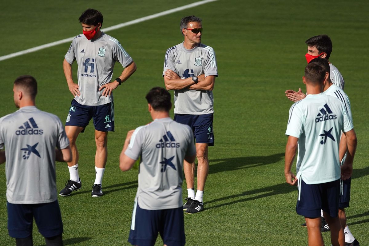 L’Espanya de Luis Enrique comprova el seu nivell amb Portugal, campió L’Espanya de Luis Enrique comprova el seu nivell amb Portugal, campió