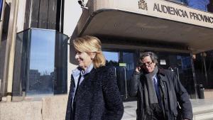 La expresidenta madrileña Esperanza Aguirre, saliendo del juicio por el espionaje político.