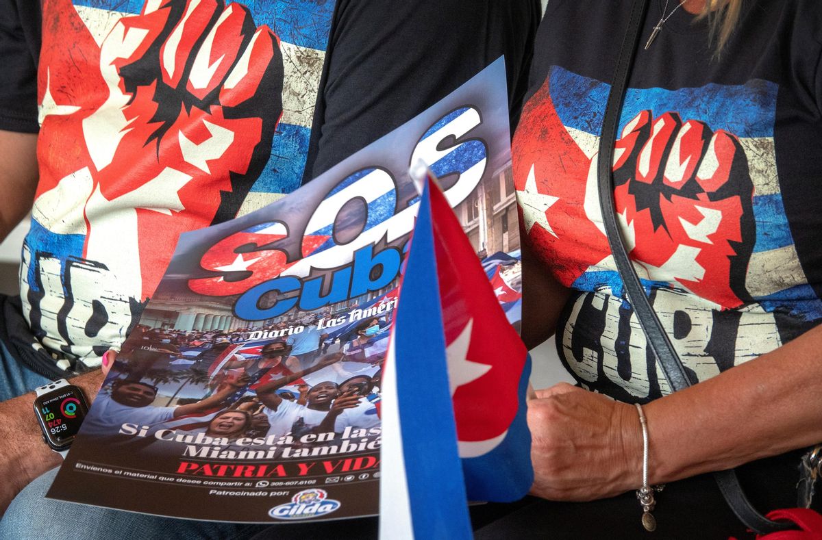 Exiliados cubanos en Miami durante la manifestación. Exiliados cubanos en Miami durante la manifestación.