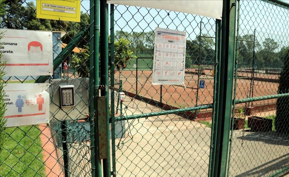 Un positiu per coronavirus en un campament infantil de Girona obliga a aïllar 12 persones Un positiu per coronavirus en un campament infantil de Girona obliga a aïllar 12 persones