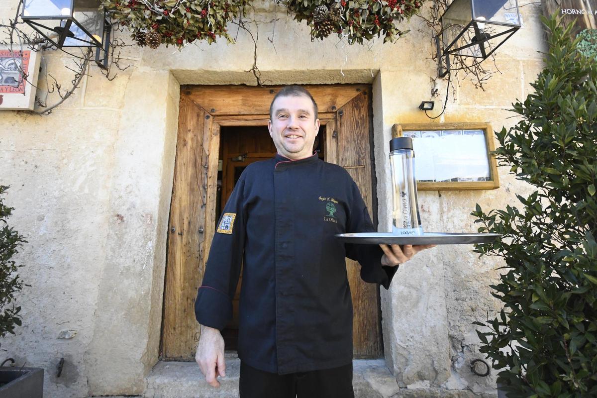 Cuatro euros y medio por servir un vaso de agua del grifo en un restaurante de Segovia
