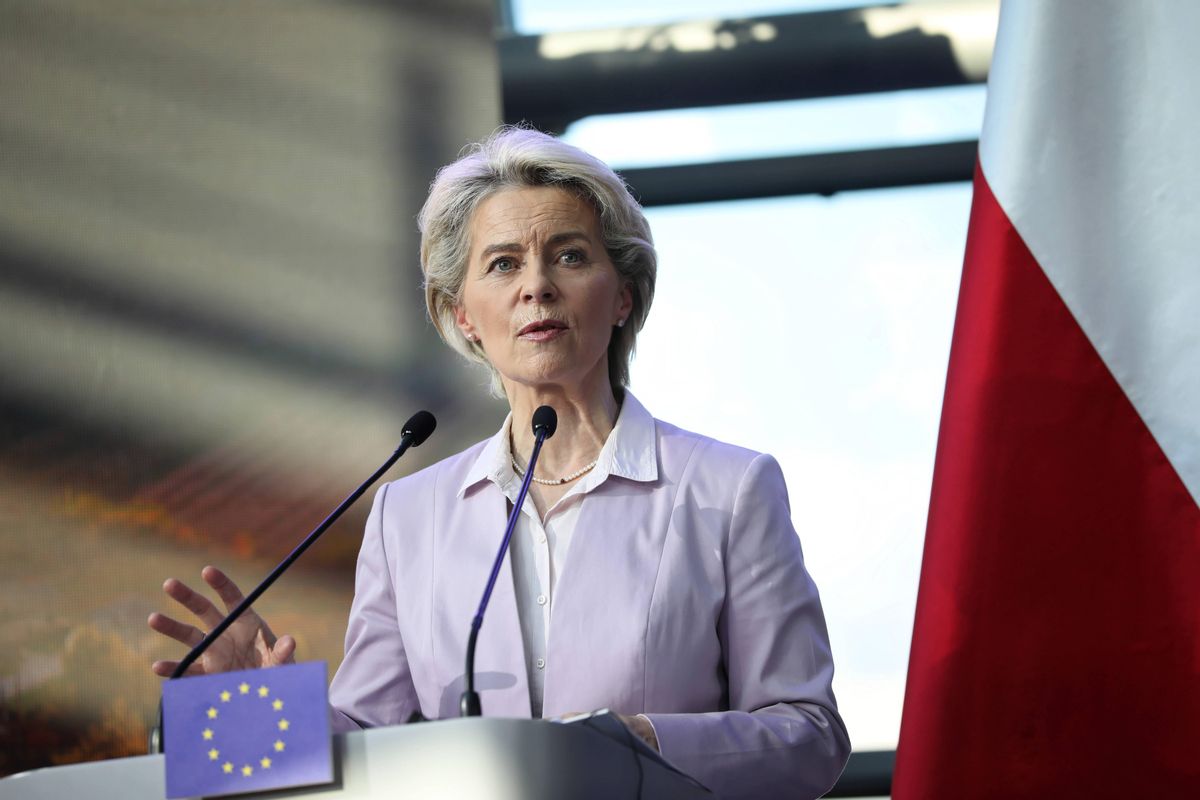 Von der Leyen garantiza que no habrá fondos europeos para Polonia si no reforma la justicia Von der Leyen garantiza que no habrá fondos europeos para Polonia si no reforma la justicia