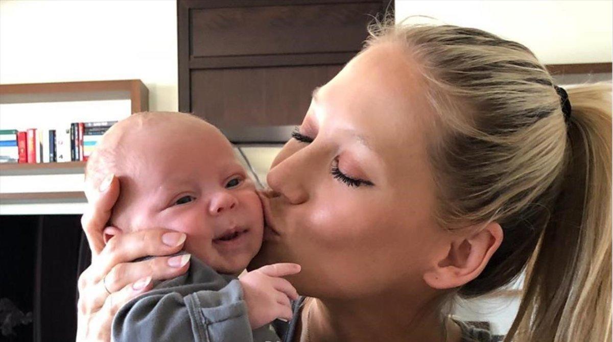 Anna Kournikova presume de su hija Mary en Instagram Anna Kournikova presume de su hija Mary en Instagram