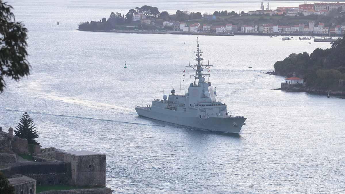 La fragata ’Blas de Lezo’ zarpa desde Ferrol hacia aguas del mar Negro en misión de la OTAN.