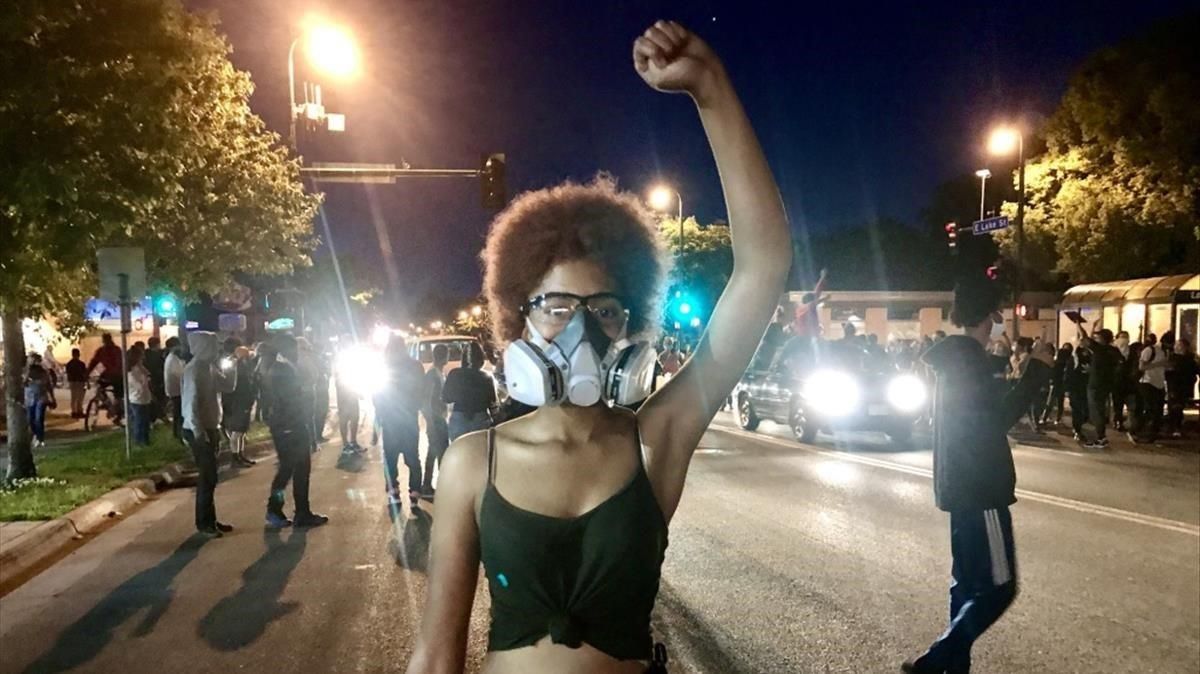 Kalya, de 18 años, una de las participantes en las protestas de Minneapolis. Kalya, de 18 años, una de las participantes en las protestas de Minneapolis.