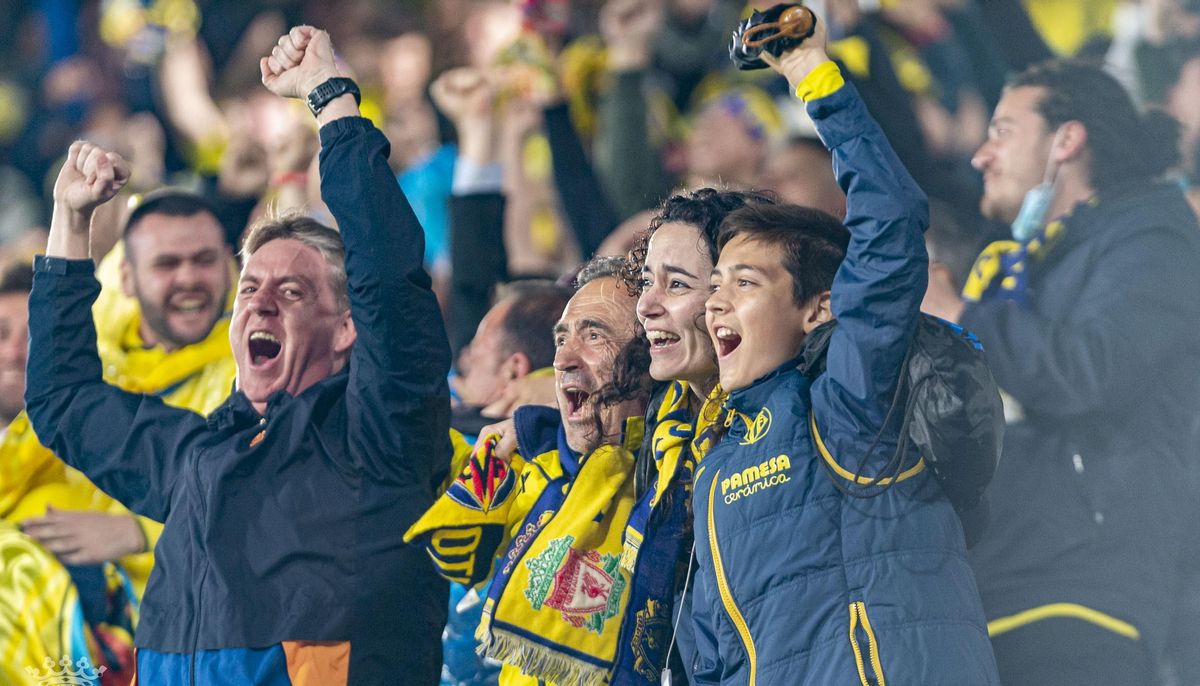 La afición del Villarreal en la semifinal de la Champions La afición del Villarreal en la semifinal de la Champions