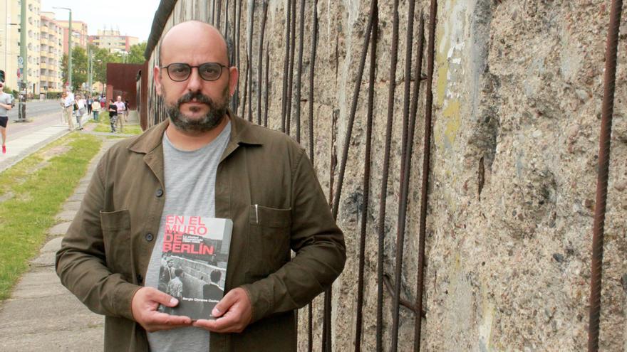 Entrevista Sergio Campos Cacho: «El mur de Berlín va evitar la tercera guerra mundial» - Vimarsana News