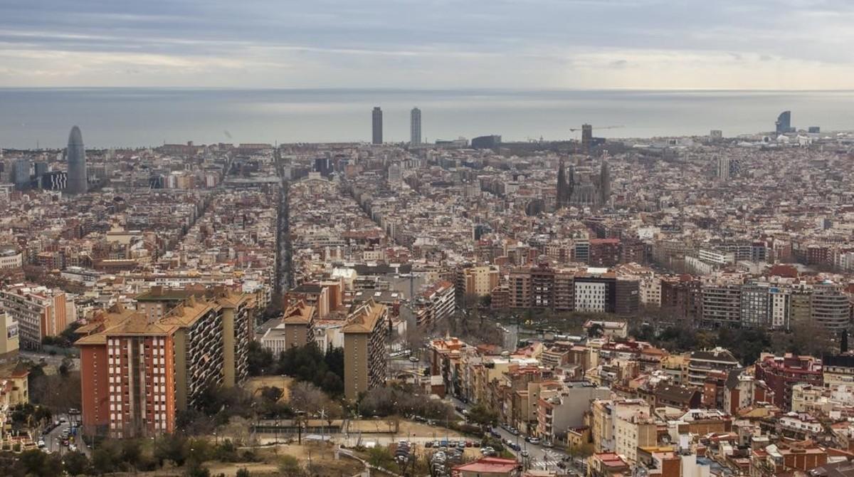 Barcelona guanya població gràcies als estrangers