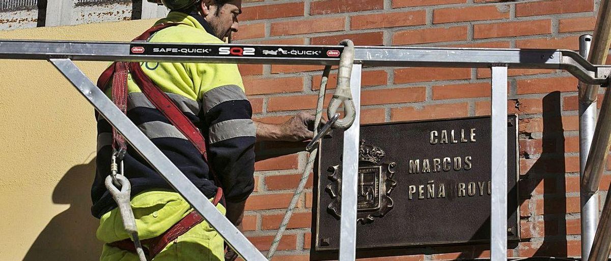El retorno efímero de 17 calles franquistas en Oviedo El retorno efímero de 17 calles franquistas en Oviedo
