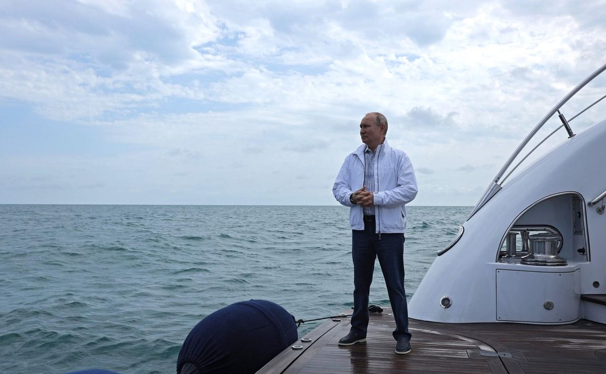 El presidente de Rusia, Vladimir Putin, el pasado pasado en Sochi, en el Mar Negro. El presidente de Rusia, Vladimir Putin, el pasado pasado en Sochi, en el Mar Negro.