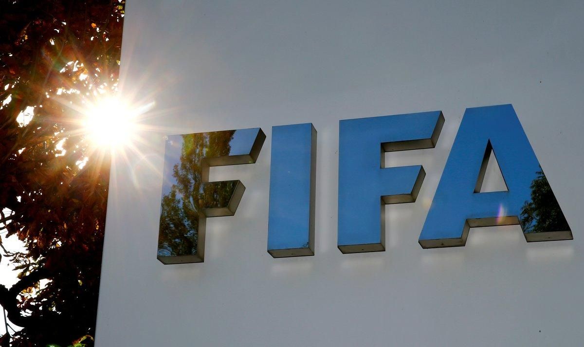 En caso de no regularizar su situación, Trinidad y Tobago no participaría en las Eliminatorias rumbo a Catar 2022. En caso de no regularizar su situación, Trinidad y Tobago no participaría en las Eliminatorias rumbo a Catar 2022.