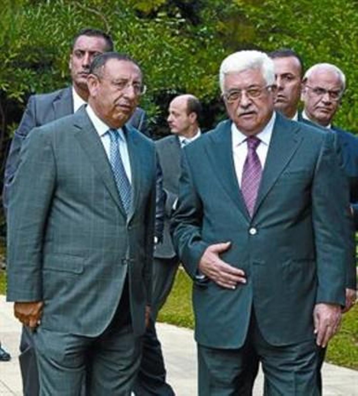 Abbás y Amrani se reunieron en Barcelona, ayer. Abbás y Amrani se reunieron en Barcelona, ayer.