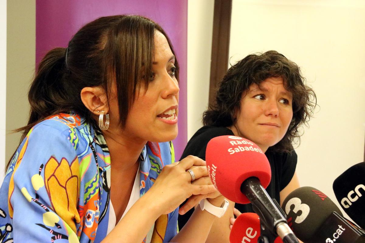 Marta Morell junto a la alcaldesa de Sabadell Marta Farrés
