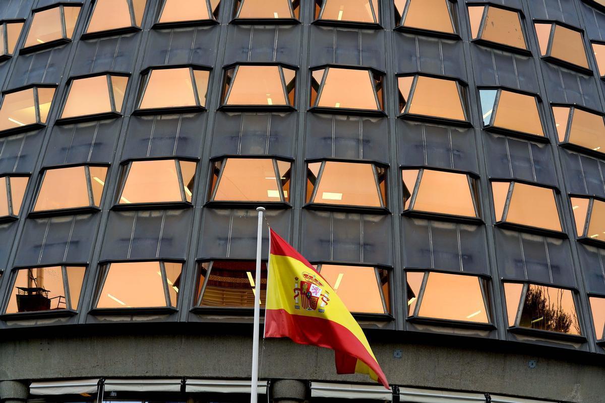El Constitucional condena un retraso judicial de dos años pese al covid y la carga de trabajo. El Constitucional condena un retraso judicial de dos años pese al covid y la carga de trabajo.