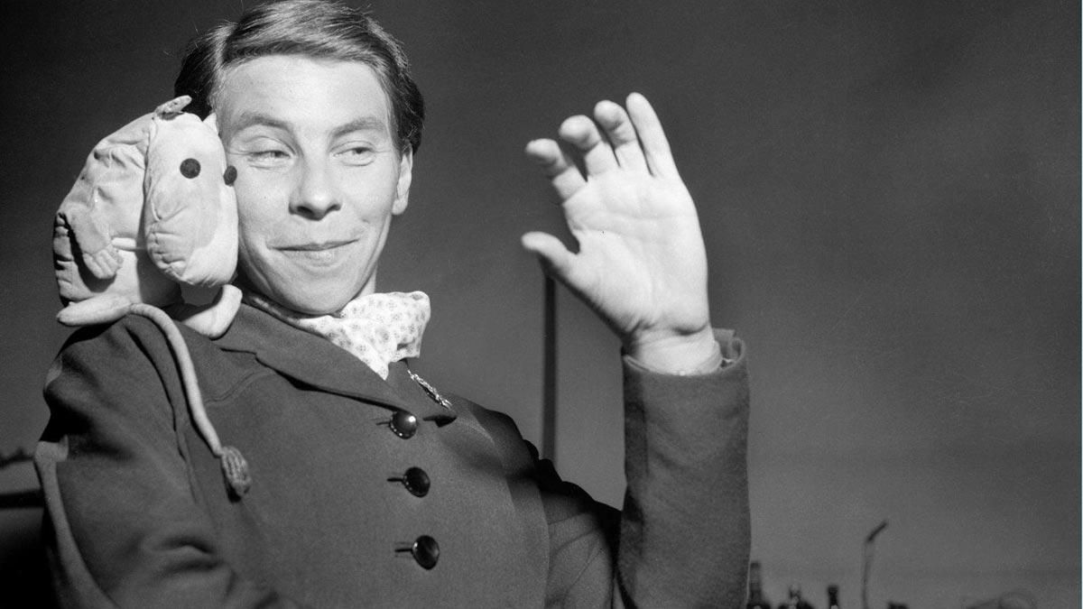 Tove Jansson, en 1954. Tove Jansson, en 1954.