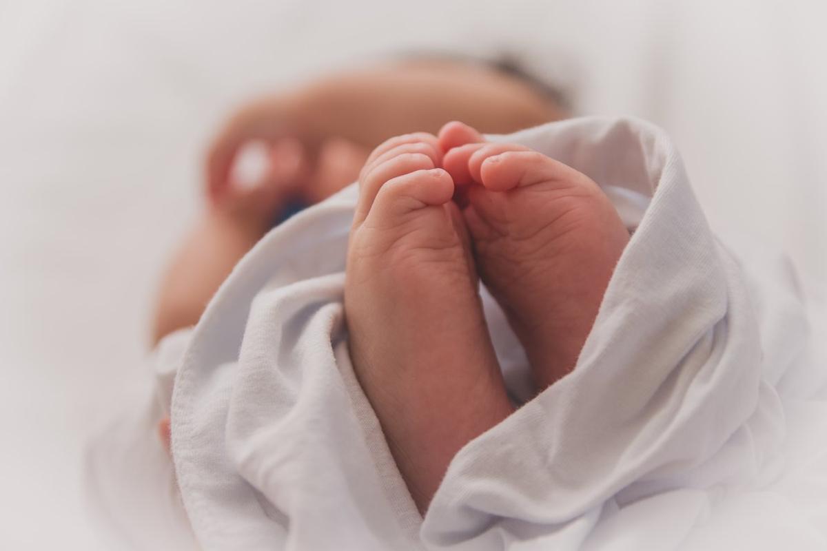 Los nacimientos en el Baix Llobregat caen más de un 33% en diez años