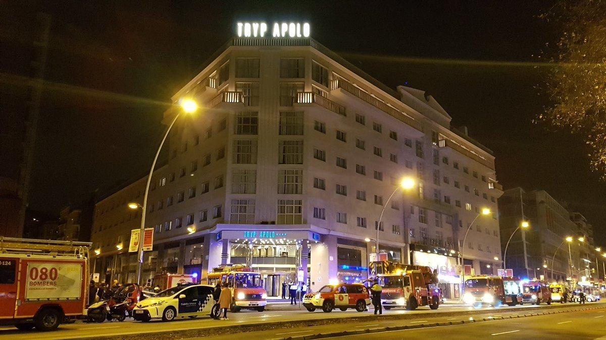 Incendio en el hotel Tryp Apolo de Barcelona.