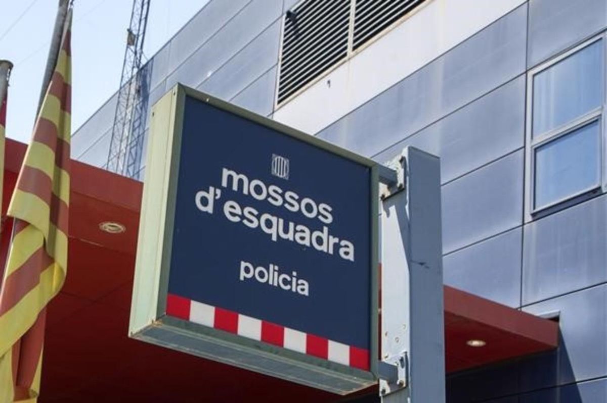 Comisaría de los Mossos. Comisaría de los Mossos.