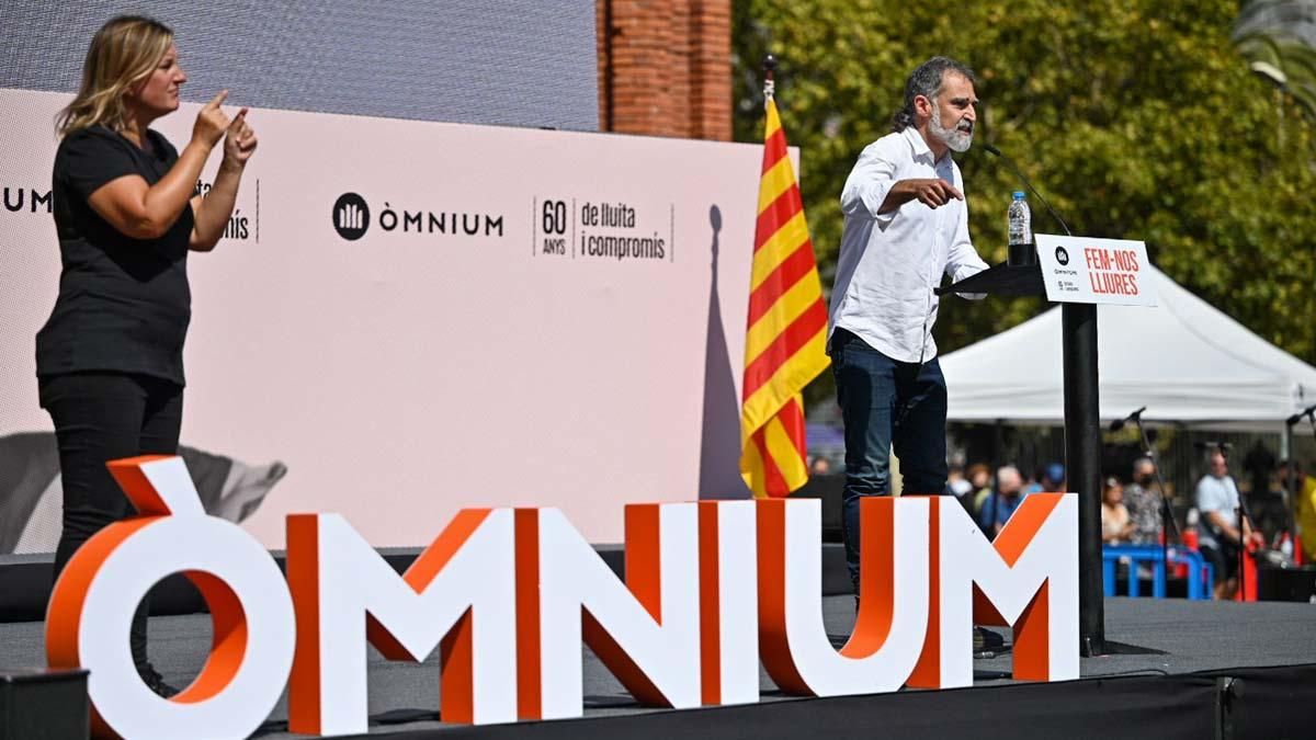 Jordi Cuixart, en el acto de Òmnium en Arc del Triomf Jordi Cuixart, en el acto de Òmnium en Arc del Triomf