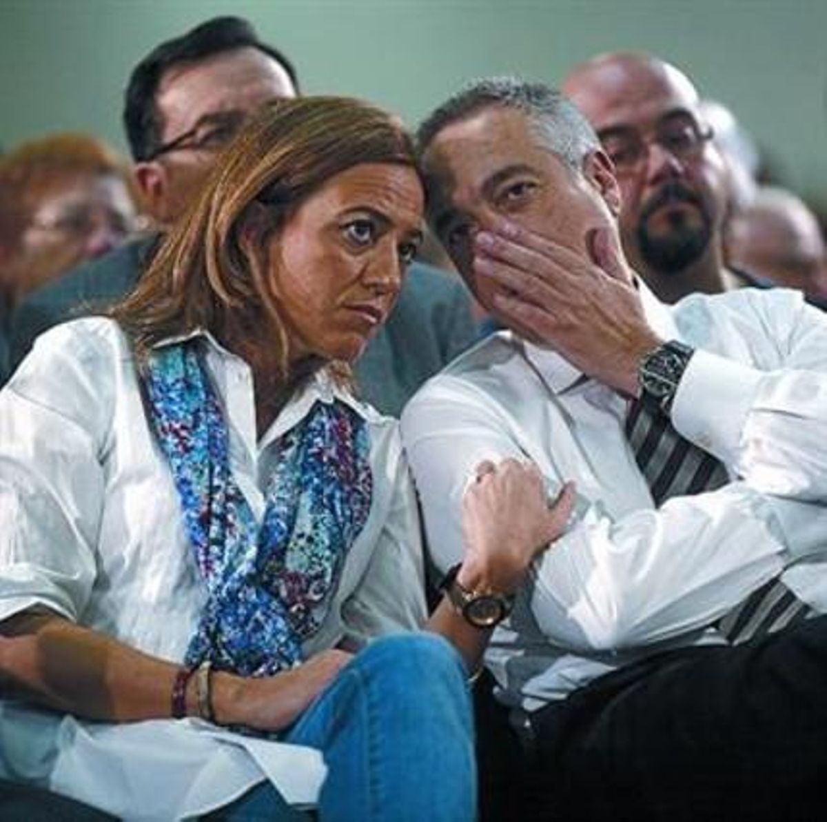 Chacón y Navarro, en un acto durante la campaña del 25-N. Chacón y Navarro, en un acto durante la campaña del 25-N.