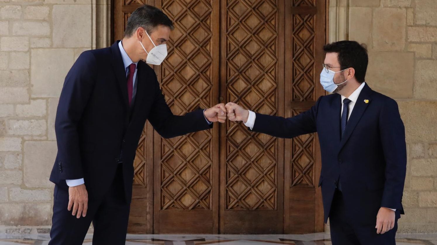Editorial mesa de diálogo Cataluña | Sentarse, hablar y acordar - Vimarsana News