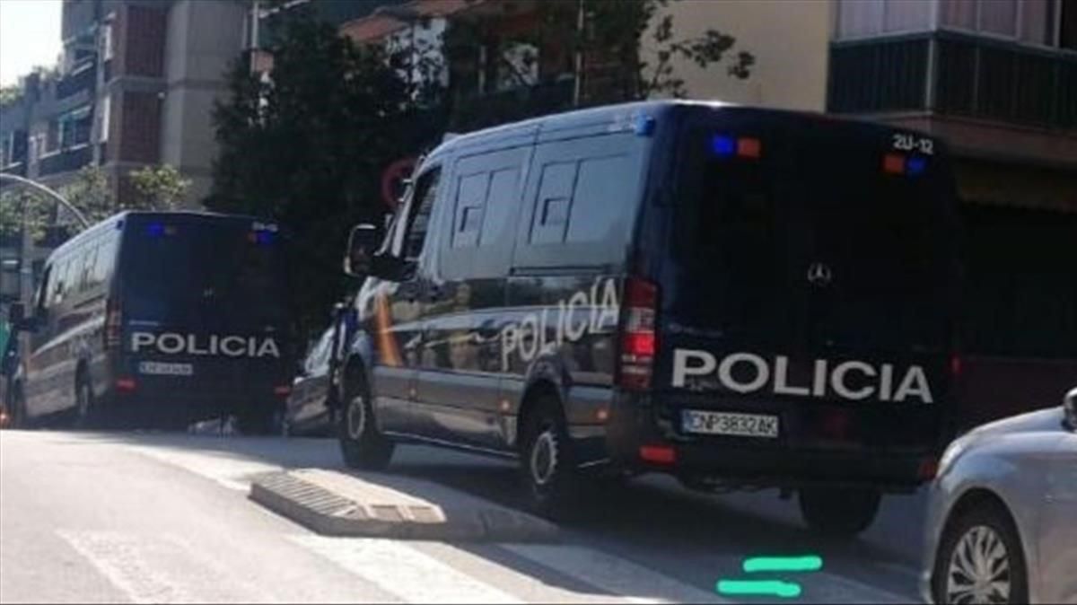 Operació policial a Badalona contra el terrorisme gihadista Operació policial a Badalona contra el terrorisme gihadista