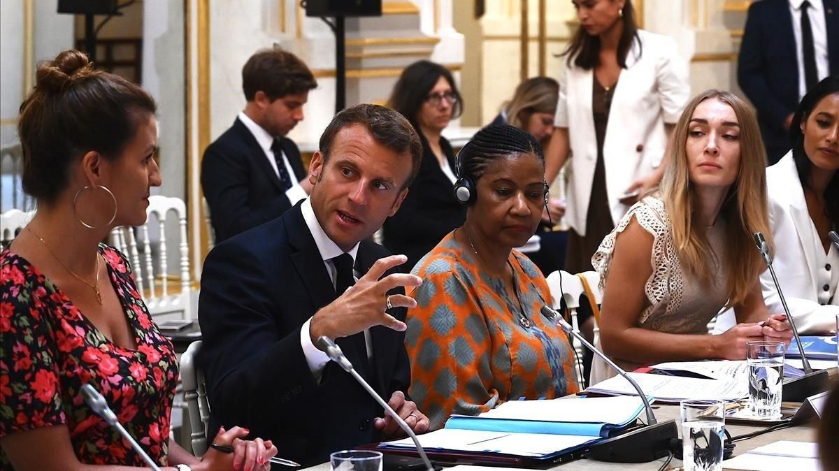 Macron en una reunión con al Consejo de Igualdad entre Mujeres y Hombres, previa a la cumbre del G-7. Macron en una reunión con al Consejo de Igualdad entre Mujeres y Hombres, previa a la cumbre del G-7.