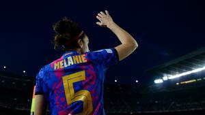 Melanie se retira del fútbol profesional después de 18 temporadas en el Barça