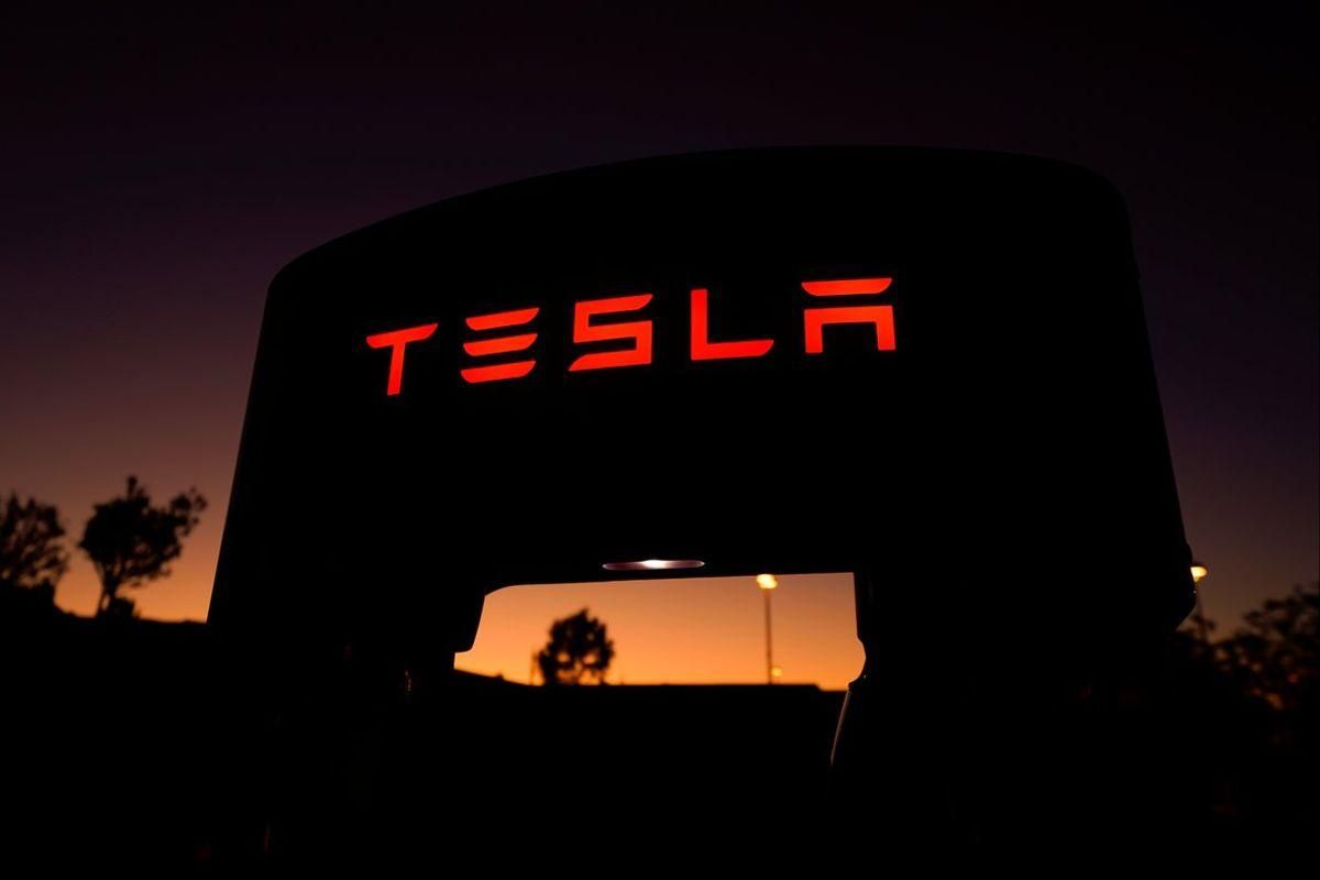 Los beneficios de Tesla se dispararon casi un 400% el tercer trimestre Los beneficios de Tesla se dispararon casi un 400% el tercer trimestre