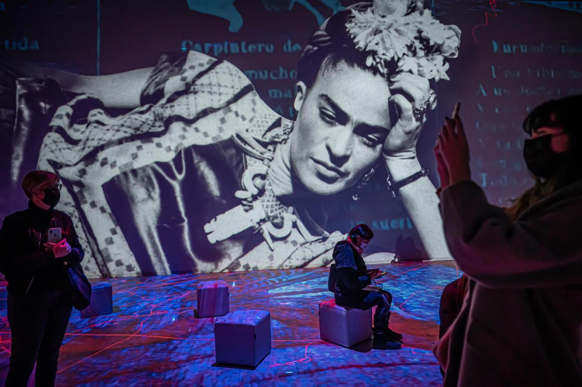 Inmersión digital en Barcelona en el arte y la vida de Frida Kahlo