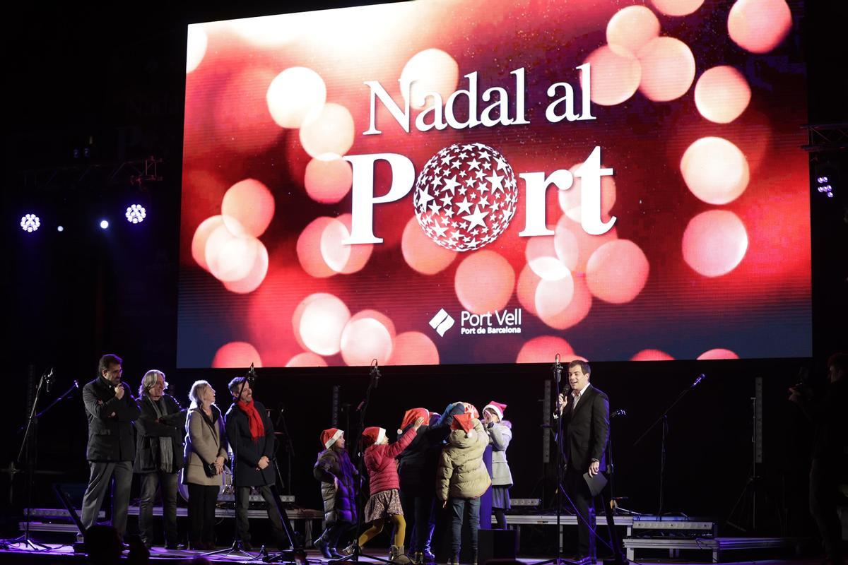 El Port de Barcelona enciende las luces de Navidad | FOTOS El Port de Barcelona enciende las luces de Navidad | FOTOS