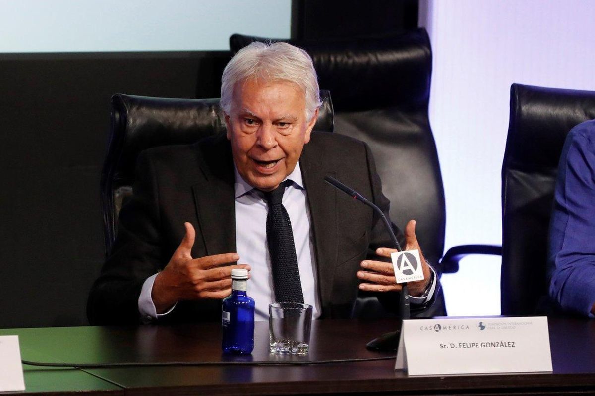 El expresidente del Gobierno Felipe González, en el XII Foro Atlántico este lunes en la Casa América. El expresidente del Gobierno Felipe González, en el XII Foro Atlántico este lunes en la Casa América.