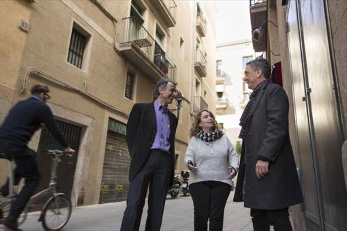 Lluís Sanz, Núria Burguillos y Carles Vicente. Lluís Sanz, Núria Burguillos y Carles Vicente.