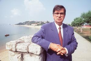 Ernest Lluch, el exministro socialista que ETA asesinó hace 20 años.