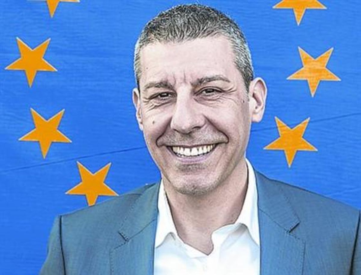 «En Grecia la culpa es de políticos y bancos, no de la UE» «En Grecia la culpa es de políticos y bancos, no de la UE»