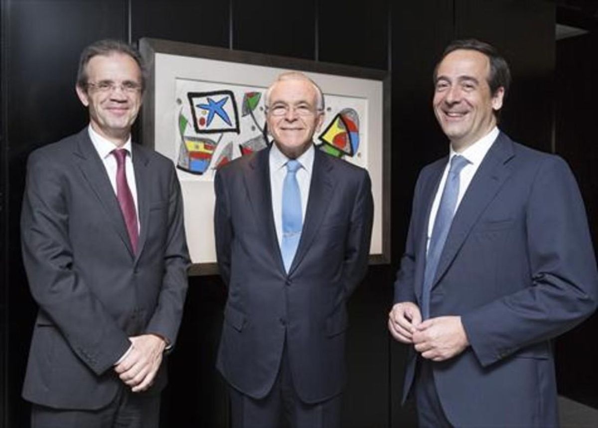 Jordi Gual, Isidre Fainé y Gonzalo Gortázar, el presidente no ejecutivo del grupo, el presidente de la fundación y el consejero delegado de Caixabank, respectivamente. Jordi Gual, Isidre Fainé y Gonzalo Gortázar, el presidente no ejecutivo del grupo, el presidente de la fundación y el consejero delegado de Caixabank, respectivamente.