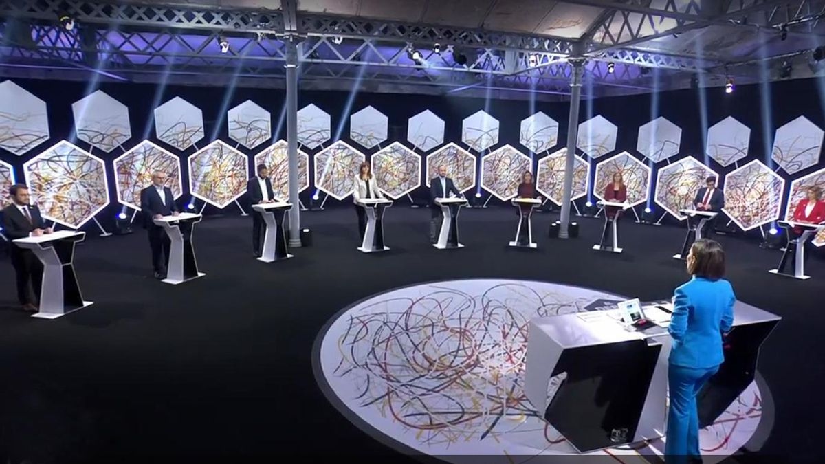 La solitud de l’equidistant La solitud de l’equidistant
