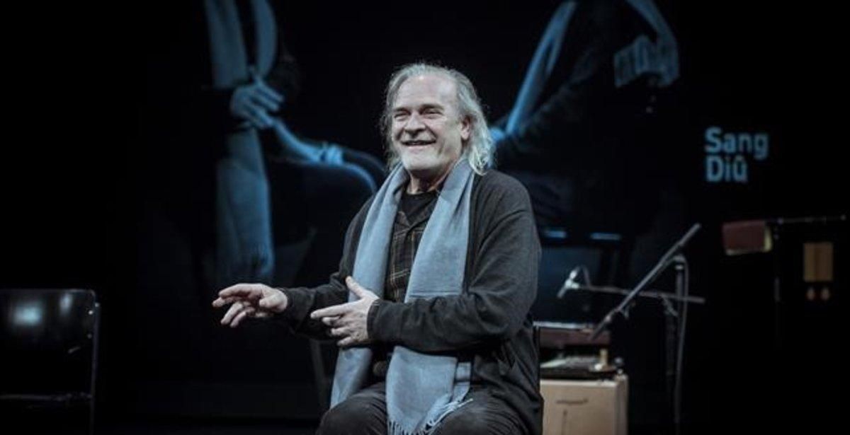 Lluís Homar, en una escena de ’La neta del senyor Linh’, que programa el Lliure de Montjuïc. Lluís Homar, en una escena de ’La neta del senyor Linh’, que programa el Lliure de Montjuïc.