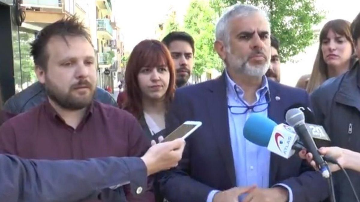 El alcaldable de Ciudadanos en Santa Coloma, Dimas Gragera, junto al portavoz de Cs en el Parlament, Carlos Carrizosa. El alcaldable de Ciudadanos en Santa Coloma, Dimas Gragera, junto al portavoz de Cs en el Parlament, Carlos Carrizosa.