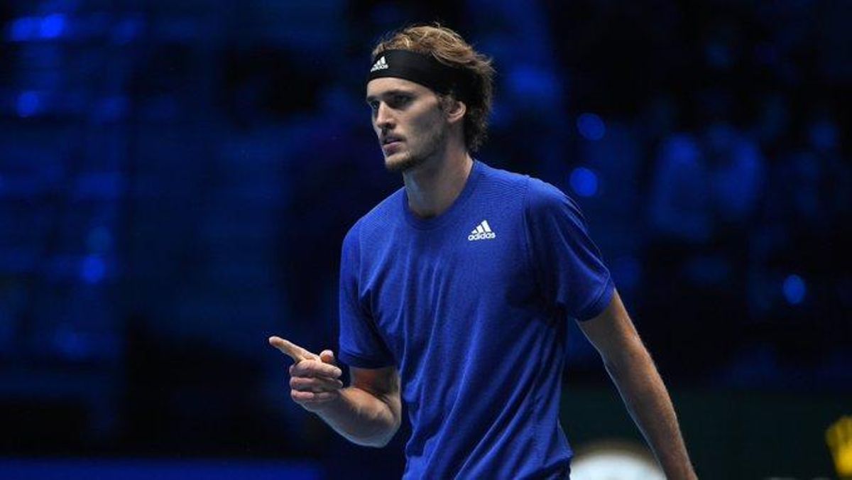Zverev celebra ganar el ’tie break’ ante Djokovic Zverev celebra ganar el ’tie break’ ante Djokovic