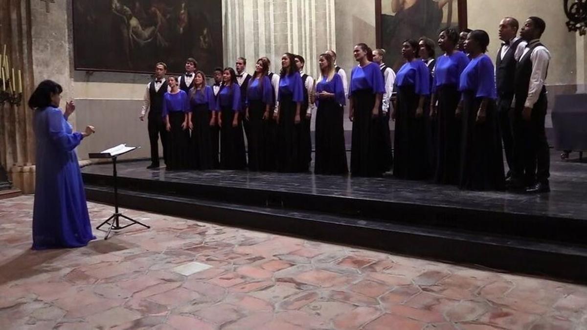 Ocho miembros de un coro cubano se fugan tras actuar en Tenerife