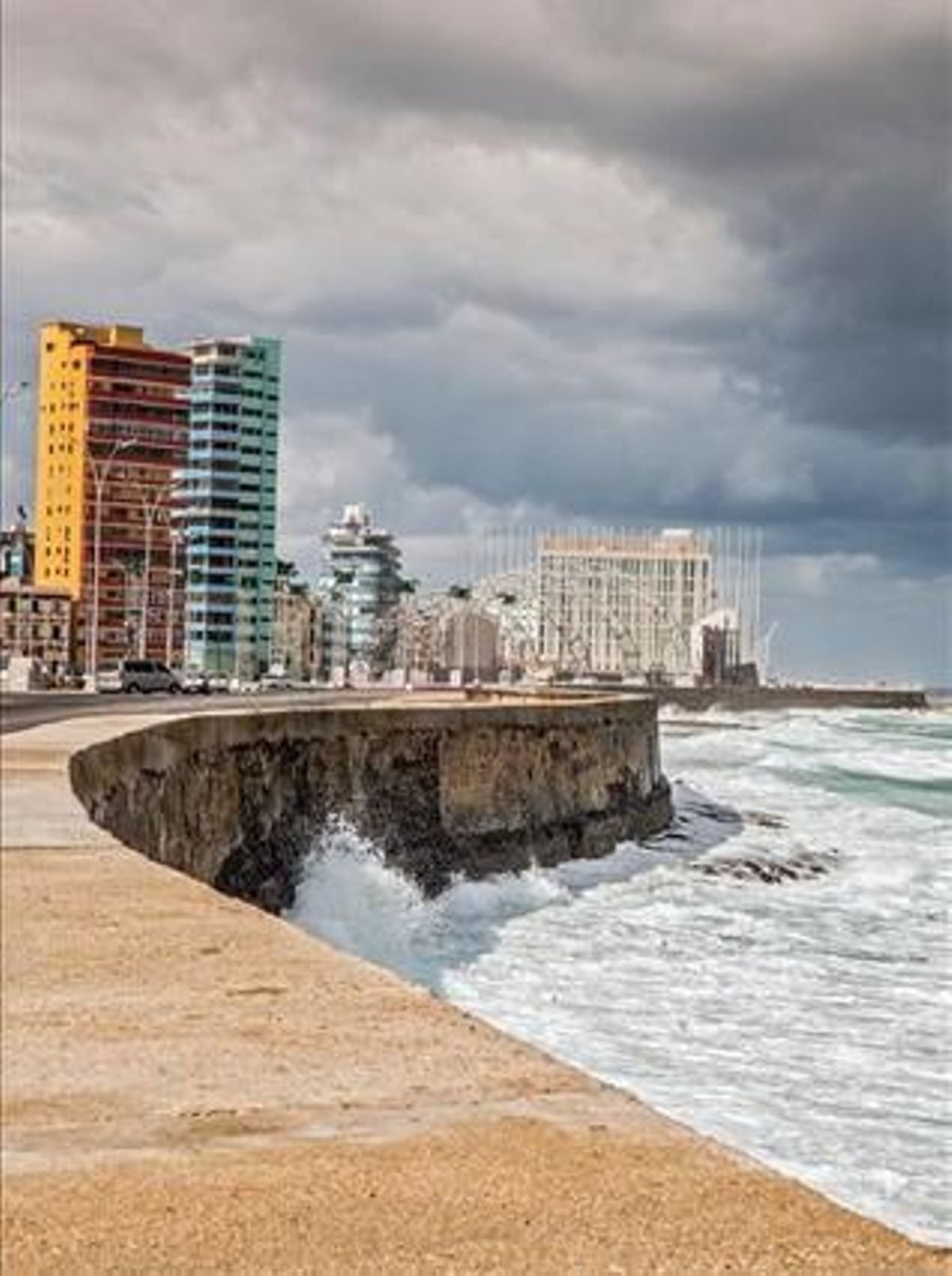 Imagen del mítico Malecón. Imagen del mítico Malecón.
