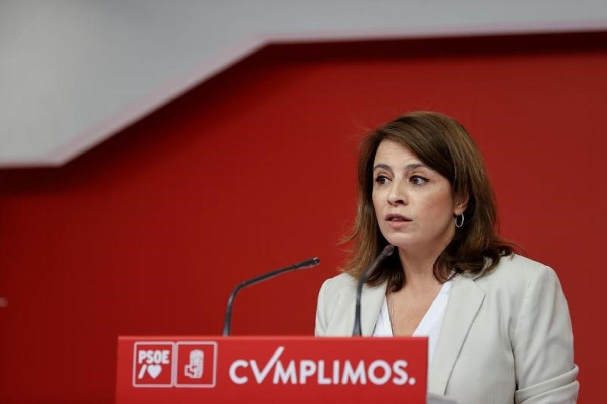 La vicesecretaria general del PSOE, Adriana Lastra, este 4 de febrero de 2022 durante su rueda de prensa en Ferraz.